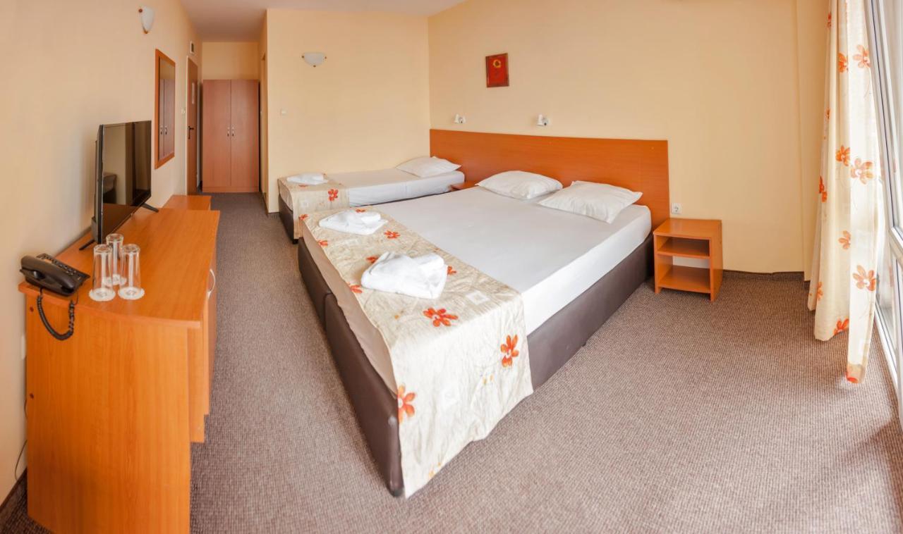 Hotel Eva Равда Экстерьер фото
